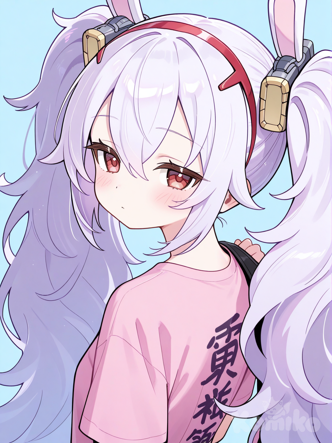 @Laffey_(Azur_Lane), looking back, t-shirt, looking at viewer