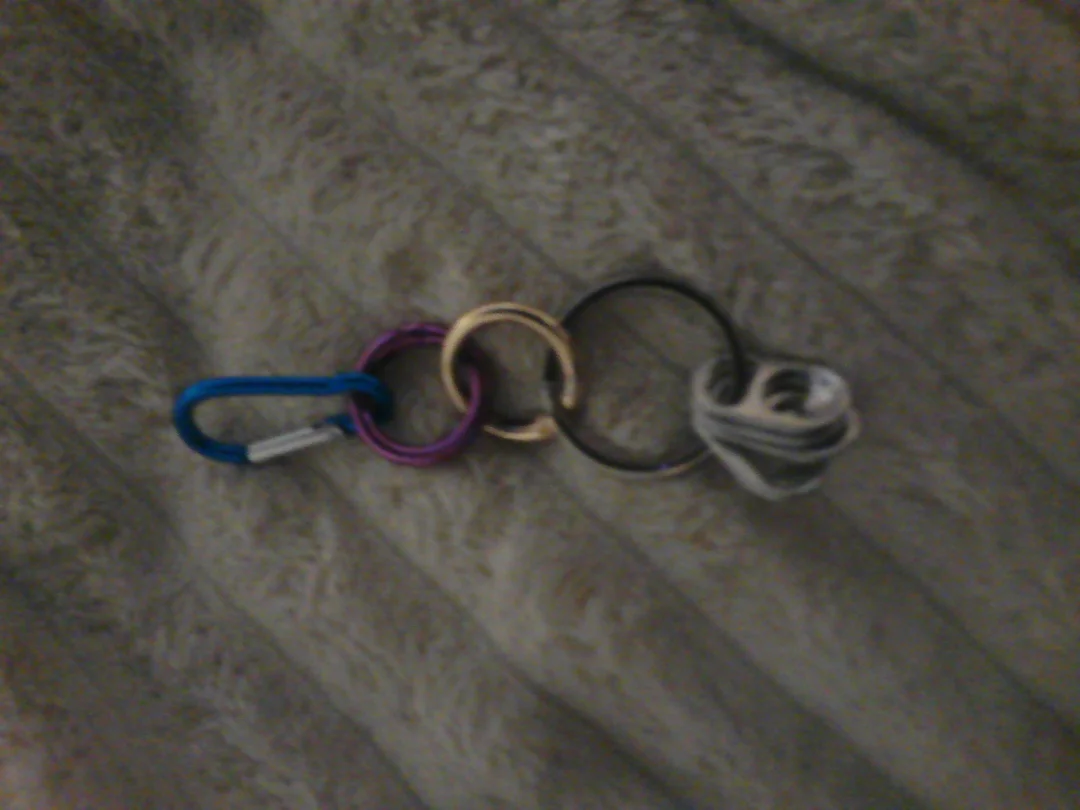 therian play chain (new)