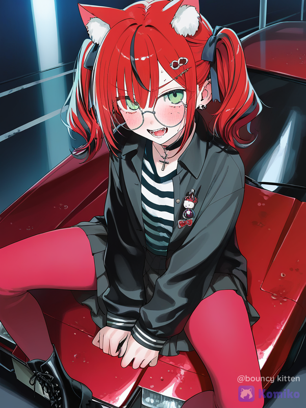 Ayala Rosen on a car! 🐱🚗✨